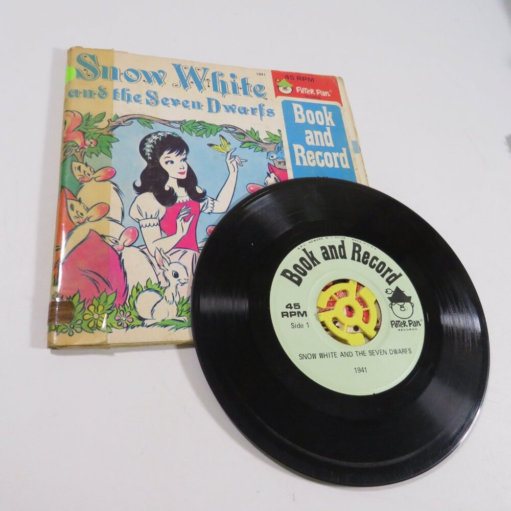 Snow White 1977  Walt Disney LP Vinyl Record and Book